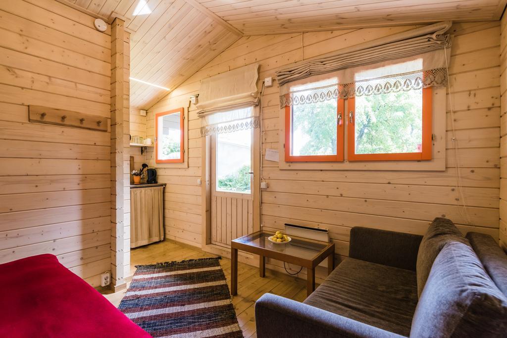 Villa Reta Puhkemajad Haapsalu Esterno foto